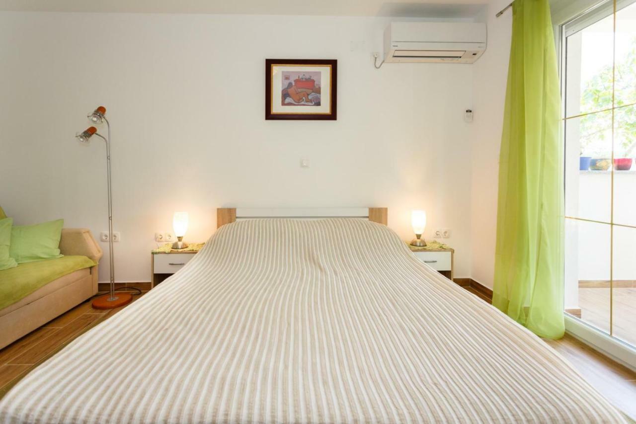 Sonja Appartement Krk Town Buitenkant foto