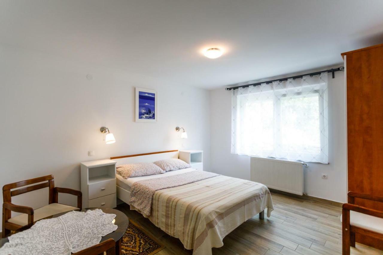 Sonja Appartement Krk Town Buitenkant foto