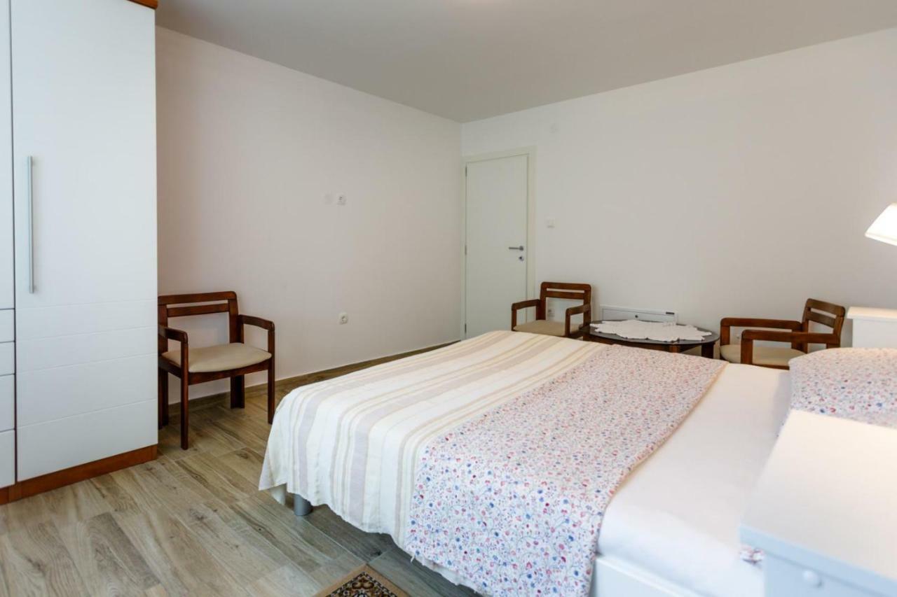 Sonja Appartement Krk Town Buitenkant foto